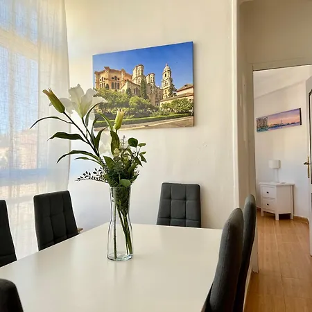 Amazing 3bedroom In Capuchinos By Easytrip Appartement
